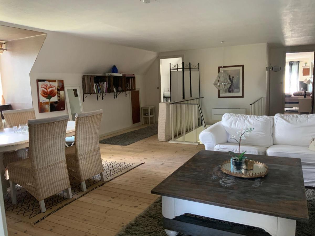 Bed & Breakfast Den Gamle Apotekergaard *
